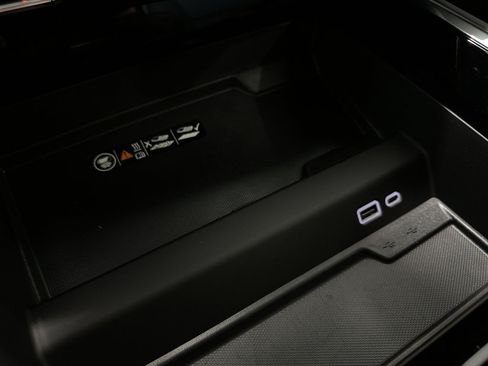 New 2025 Chevrolet Tahoe Premier image 25