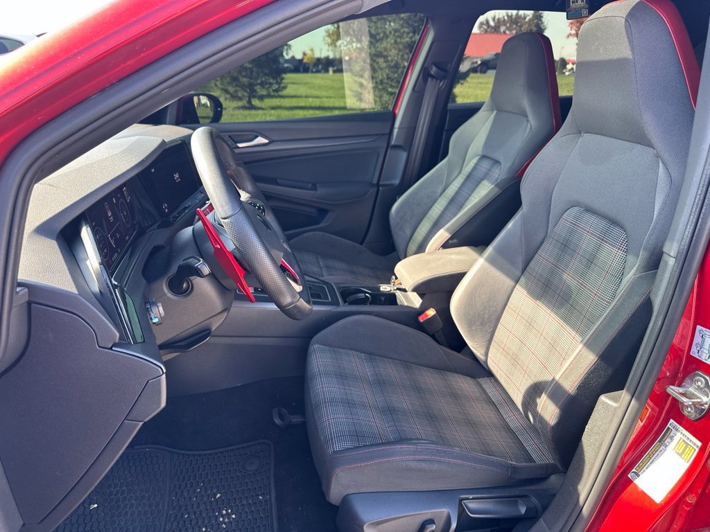 Used 2022 Volkswagen GTI SE FWD image 16