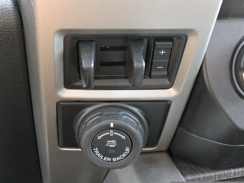 Used 2020 Ford F250 Lariat AWD/4WD image 27