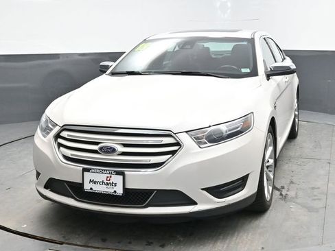 Used 2018 Ford Taurus Limited AWD/4WD image 2
