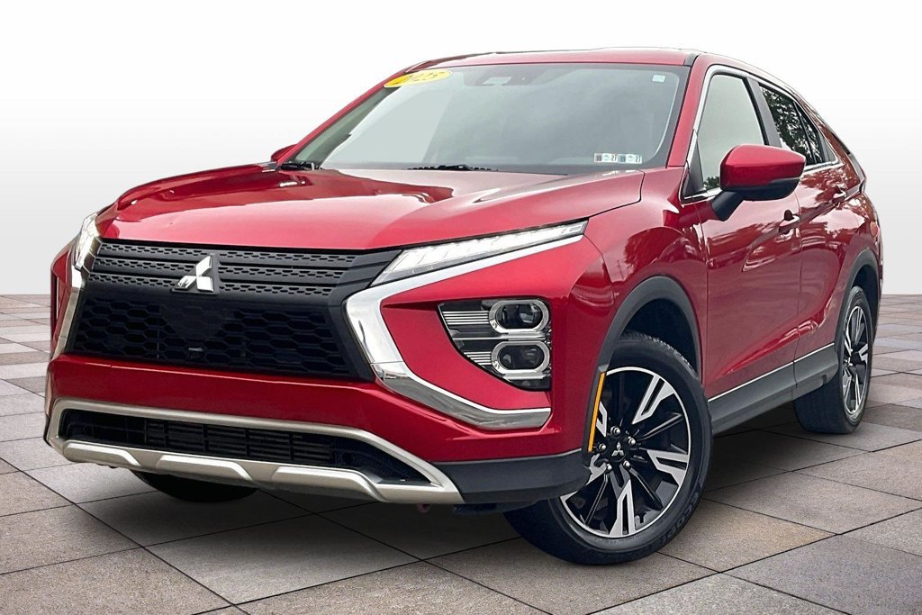 Used 2025 Mitsubishi Eclipse Cross SE AWD/4WD image 2