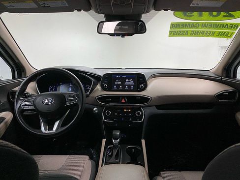Used 2019 Hyundai Santa Fe SEL image 17