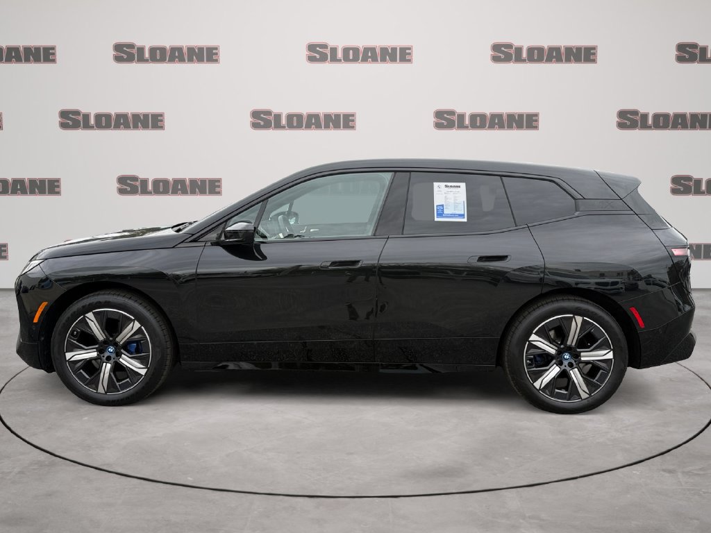 Certified 2024 BMW iX xDrive50 w/ Premium Package AWD/4WD image 2