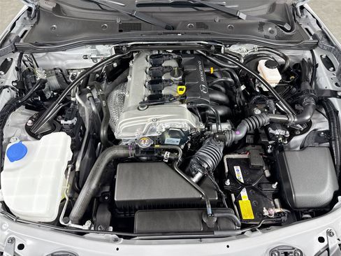 Used 2026 MAZDA MX-5 Miata Grand Touring RWD image 39
