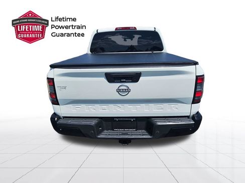 Used 2022 Nissan Frontier S w/ Technology Package RWD image 8