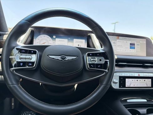 Used 2023 Genesis G90 3.5T AWD/4WD image 7