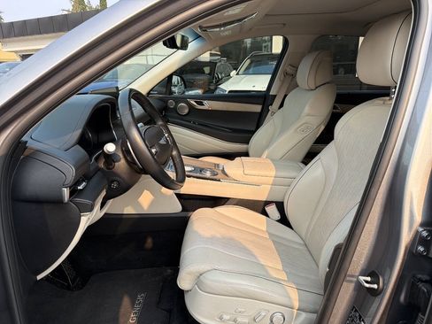 Used 2022 Genesis GV80 3.5T w/ Advanced Package 06 AWD/4WD image 38