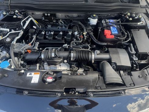 Used 2022 Honda Accord Sport Special Edition image 10