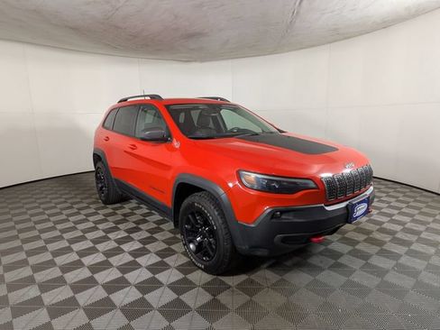 Used 2021 Jeep Cherokee Trailhawk w/ Premium Leather Package AWD/4WD image 5
