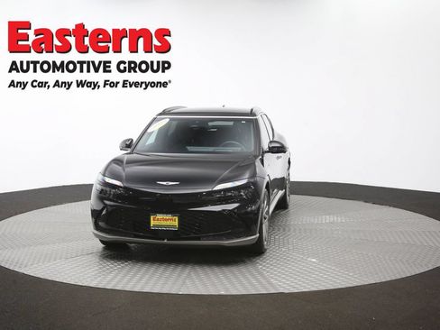 Used 2024 Genesis GV60 Advanced AWD/4WD image 55