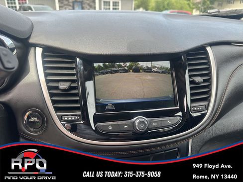 Used 2019 Chevrolet Trax LT w/ Driver Confidence Package AWD/4WD image 11