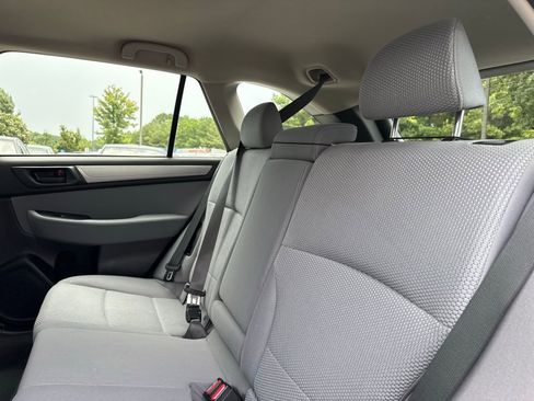 Used 2019 Subaru Outback 2.5i image 29