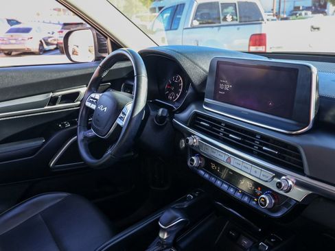 Used 2022 Kia Telluride S image 20