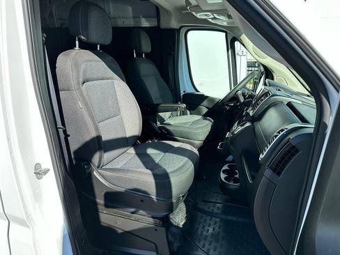 Used 2024 RAM ProMaster 2500 w/ Quick Order Package 22G SLT FWD image 9