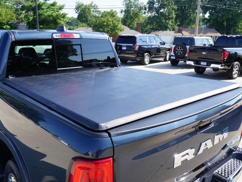 Used 2025 RAM 1500 Big Horn AWD/4WD image 19