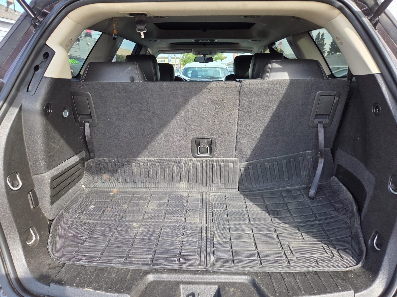 Used 2016 Buick Enclave Leather AWD/4WD image 10