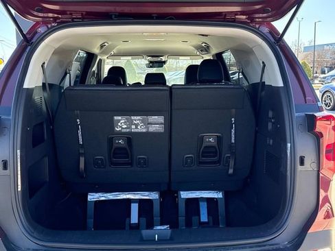 New 2026 Kia Carnival FWD image 10