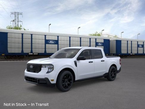 New 2025 Ford Maverick XLT w/ XLT Luxury Package AWD/4WD image 2