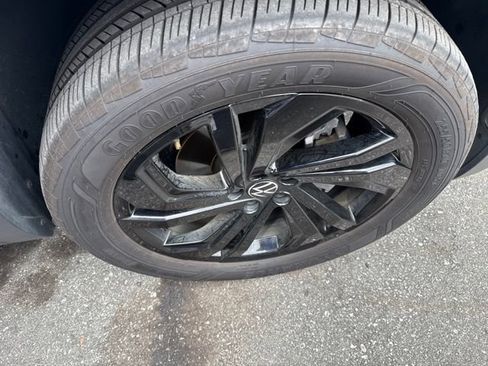 Used 2022 Volkswagen Atlas SE FWD image 14
