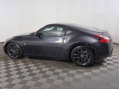 Used 2020 Nissan 370Z Coupe image 10