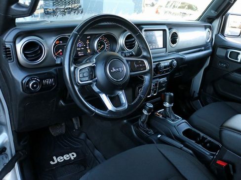 Used 2021 Jeep Wrangler Unlimited Sahara image 15