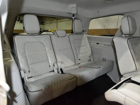 Used 2018 Lincoln Navigator Black Label w/ Cargo Package image 56