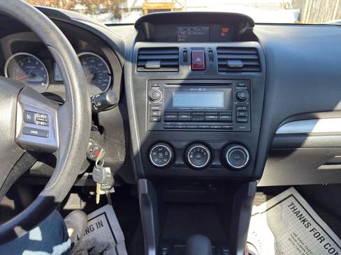 Used 2015 Subaru Forester 2.5i Premium w/ All-Weather Package image 28