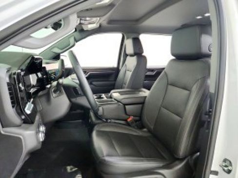 Used 2023 GMC Sierra 1500 SLT image 13