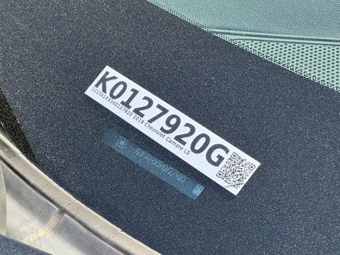 Certified 2019 Chevrolet Camaro LT w/ Technology Package image 33