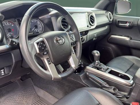 Used 2023 Toyota Tacoma Limited image 28