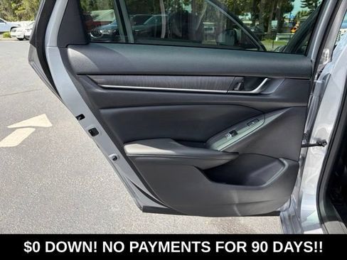 Used 2022 Honda Accord Touring image 13