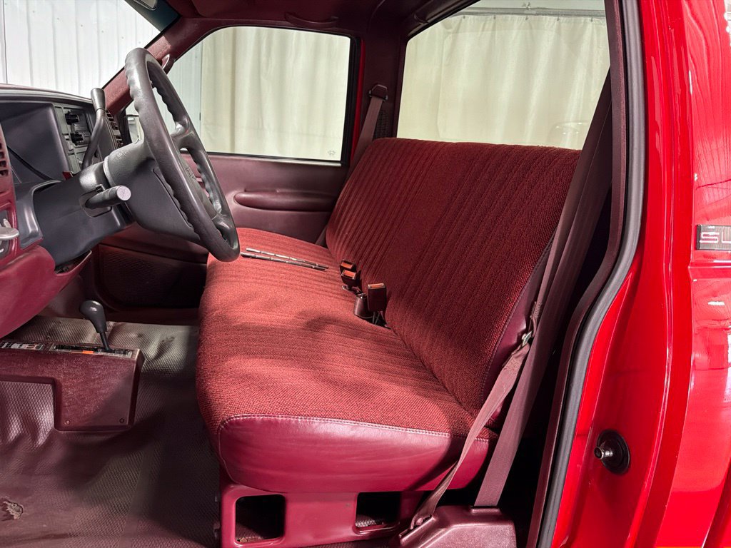 Used 1995 GMC Sierra 2500 4x4 Regular Cab image 5