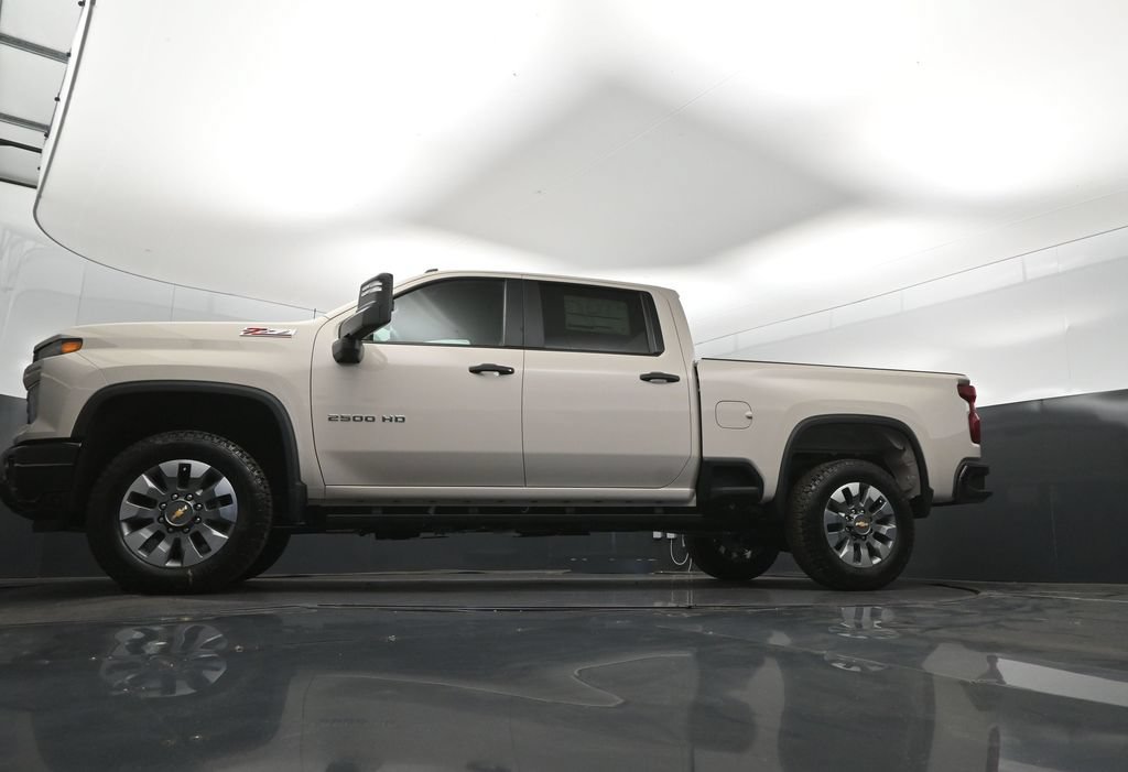 New 2026 Chevrolet Silverado 2500 Custom w/ Custom Value Package AWD/4WD image 39