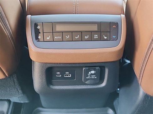 New 2025 Nissan Pathfinder Platinum w/ Cargo Package image 11