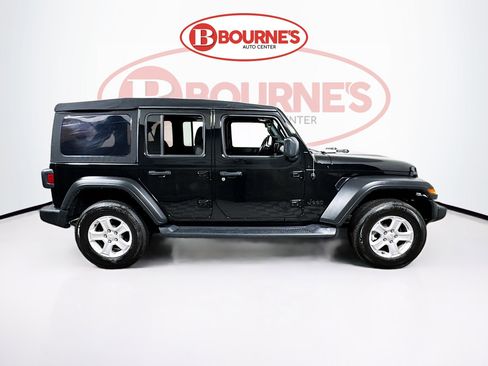 Used 2022 Jeep Wrangler Unlimited Sport image 12