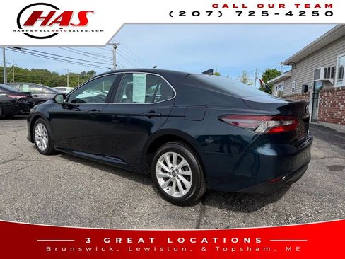 Used 2021 Toyota Camry LE w/ Carpet Mat Package (TMS) AWD/4WD image 4