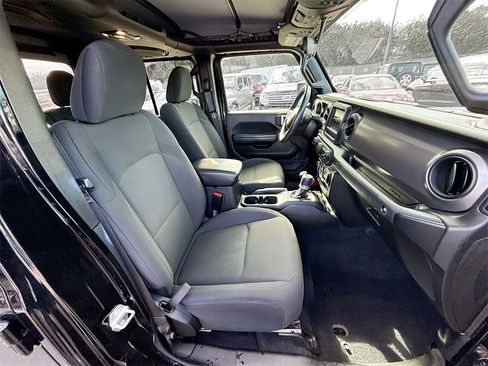 Used 2021 Jeep Gladiator Willys image 30