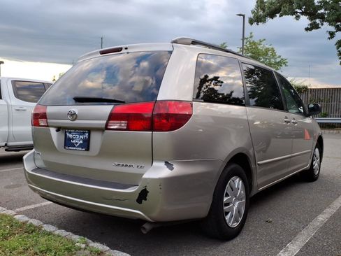 Used 2004 Toyota Sienna CE FWD image 4