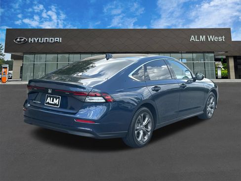 Used 2024 Honda Accord EX image 5
