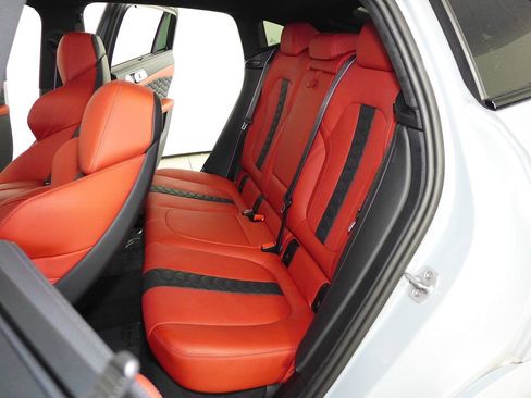 Used 2024 BMW X6 M Competition w/ Executive Package image 21