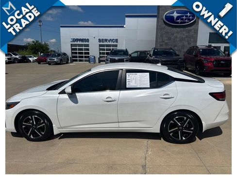Used 2024 Nissan Sentra SV FWD image 9