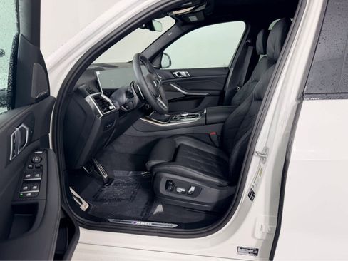 New 2026 BMW X5 M60i image 10