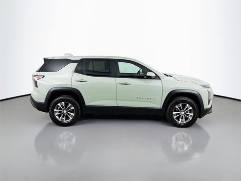 Used 2025 Chevrolet Equinox LT image 10