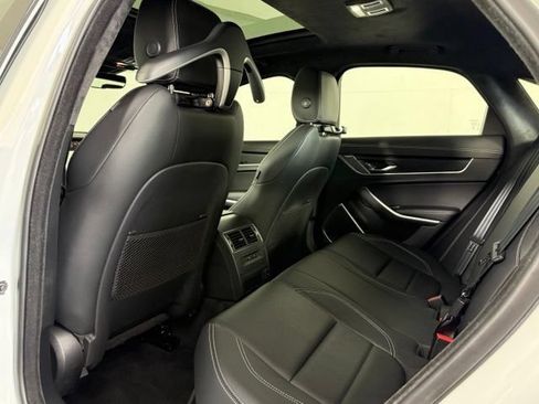 Certified 2023 Jaguar XF R-Dynamic SE AWD/4WD image 24