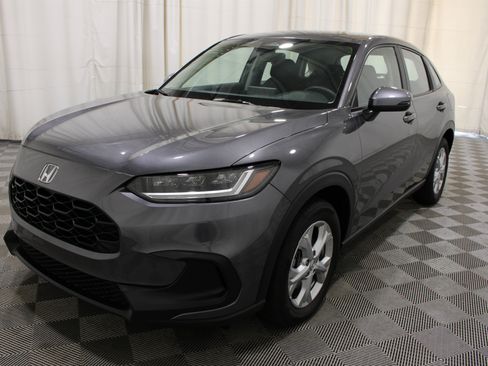 Used 2025 Honda HR-V LX image 32