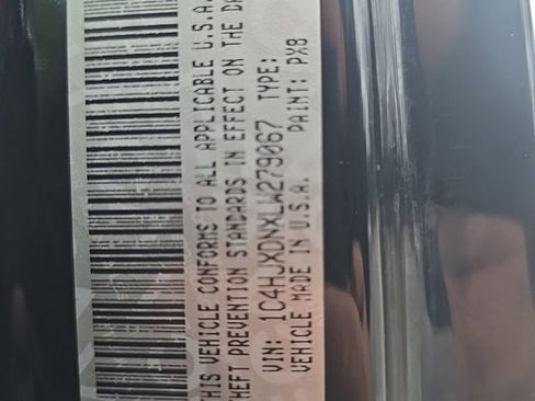 Used 2020 Jeep Wrangler Unlimited Sport S image 10