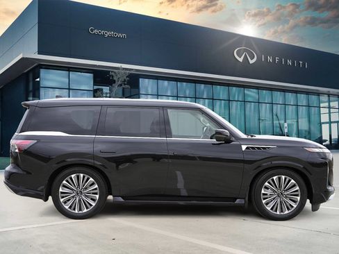 New 2025 INFINITI QX80 Sensory image 4