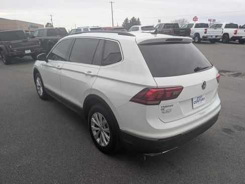 Used 2018 Volkswagen Tiguan SE w/ 3rd Row Seat Package image 8