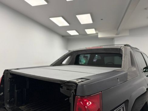 Used 2003 Chevrolet Avalanche 4x4 w/ Suspension Package, Off-Road image 27