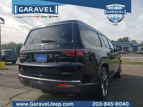 Used 2022 Jeep Wagoneer Series III w/ Premium Group I image 27